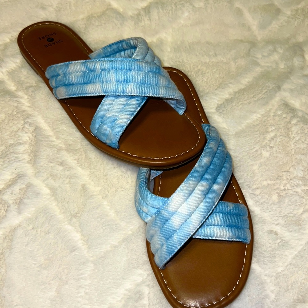 Shade Shore Cute slip on sandals, tied dye blue & white straps sz 7M EUC